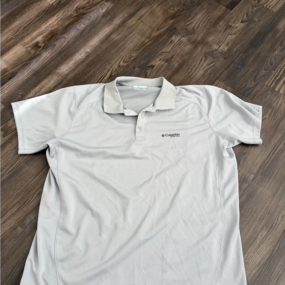 Columbia Men's Light Gray Polo Shirt